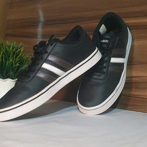 Adidas Casual Sneakers OG