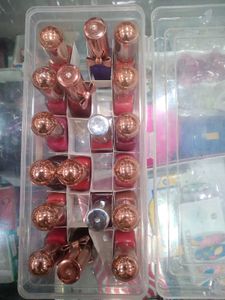 10Nailpolish