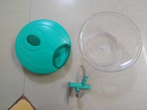 Handy Vegetable Chopper