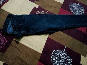 Black Jeans