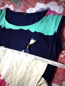 Stylish top for girls (bust-24 length-22.5)