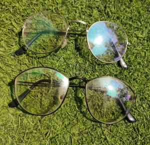 Black And White Frame Sunglass For Women