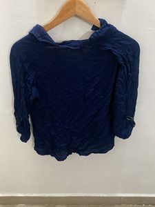 navy blue top