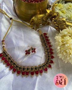 Keerthana Neckset