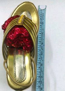 Children Golden Saindel Bridal fancy Stone