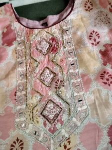 Floral Light Pink Kurta Set