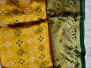Silk Saree - Gold &amp; Green 💚