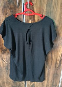 Stretchable Black Top