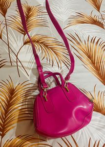 Baggit Candy Pink Sling Bag For Hot Girls