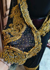 expansive 🔥 daimond work Black &amp; Gold Saree