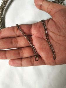 SILVER CHOKER WITH EARRINGS