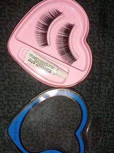 False Eyelashes with Glue
