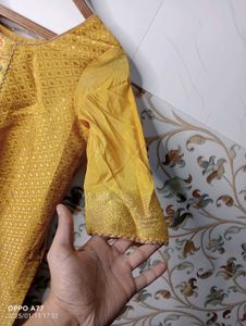 A Line Kurta Set With Dupatta (Girl&#39; s)