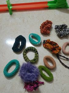 14 Hair Ties