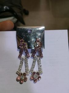 Marry Pink  And White Stone  In Jarkin Nags Earrin