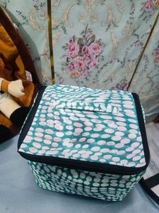🇳🇿💫🎀polka Dots Storage Box