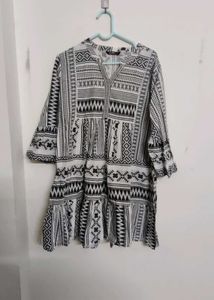 Zudio White Tunic