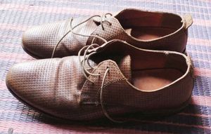 REDTAPE Pure Leather shoes