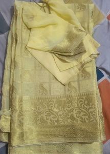 Elegant Saree with Blouse