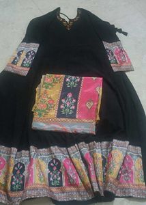 Elegant Black Embroidered Salwar Kameez