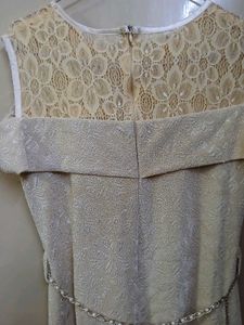 Elegant Floral Lace Cold Shoulder Dress