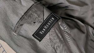 {40-42} Van Heusen Blazer For Men &amp; Women