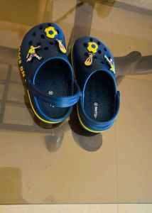 Kids&#39; Soccer Clogs - Size 8