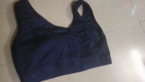 Non padded sports bra new with tag