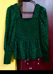 Harpa Green Top