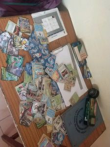 Pokemon cards (250+)