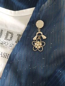 Stylish Top Attached With Shrug Set