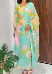 Very Graceful Cotton Suit Set 😍