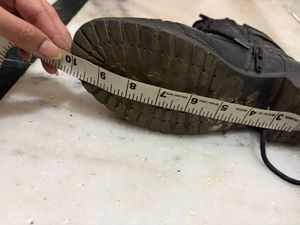 women guess boots ( highly used)