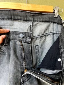 Levi’s Black Jeans