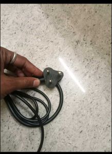 HP LAPTOP CHARGER NEW AND ORIGINAL 200 WATT