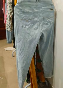 Roadster Straight Leg Jeans