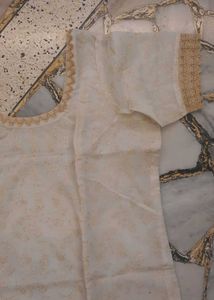 Elegant Kurta Set With Golden Dupatta