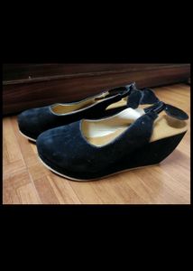 Black Wedge Heels