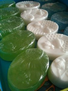 10 Organic Fruit Soaps @Rs500