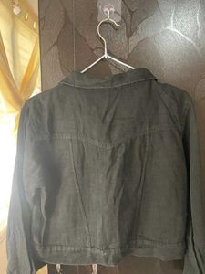 Chic Black Cropped Denim Jacket