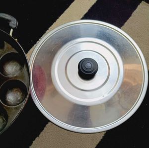 12 Cavity Appam Patra/Appam Maker