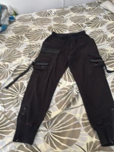 Black Jogger ( Trap, M Size)