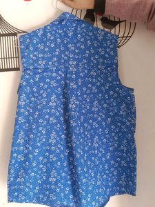 Floral Sleeveless Blue Top