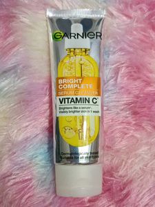 Garnier Vitamin C Serum Cleanser