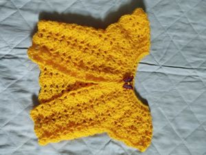 Cute Baby 0- 6 Months Cardigan And Cap