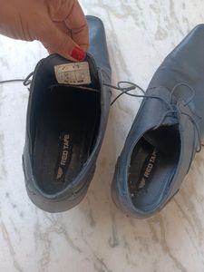 redtape black leather derby shoes for men. size is uk11. exact by measuring tape. 30cm. refer pics before buying