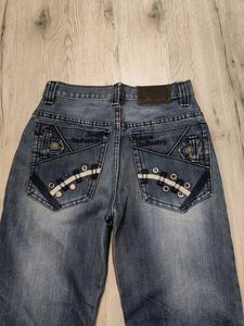 Ma2409  Zinc baggy jeans waist 26 inches