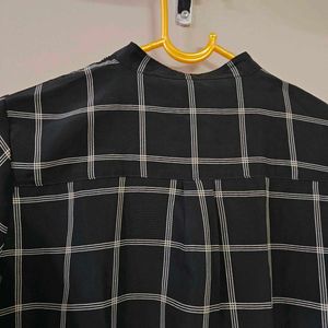 Minimalist Black Shirt
