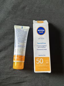 Nivea UV Face