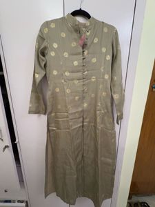 Elegant Grey Kurta Set